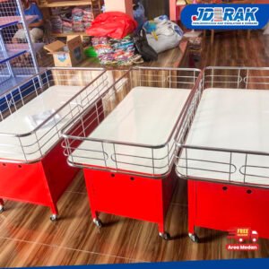 rak untuk barang obrak atau promo